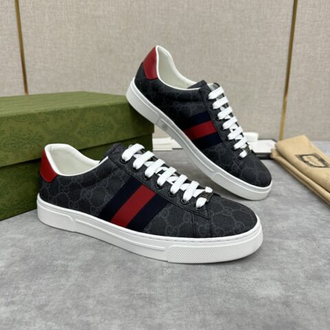 GUCCI  Ace系列饰织带运动鞋