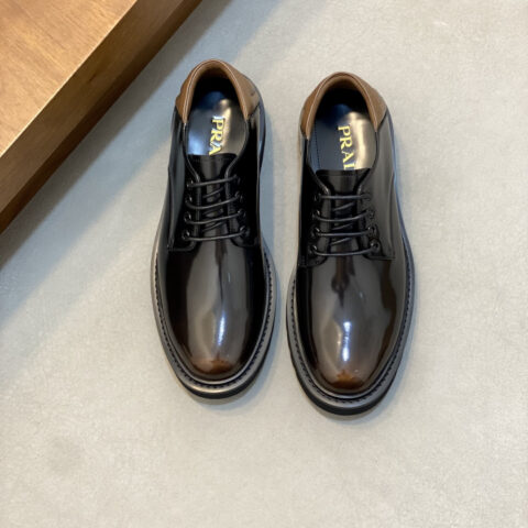PRADA 新款男士休闲皮鞋