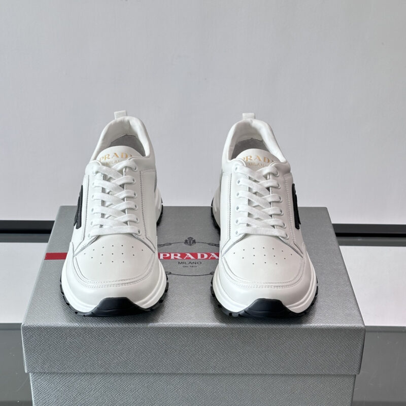 PRADA 拼色运动鞋