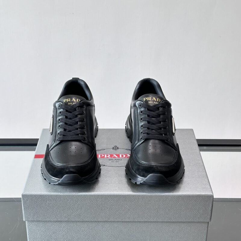 PRADA 休闲运动鞋
