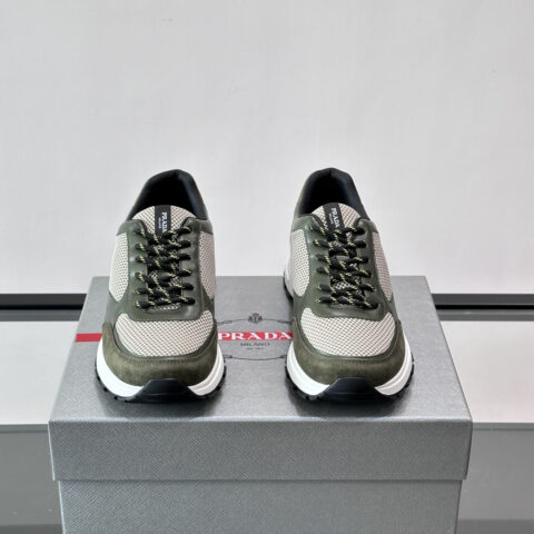 PRADA 颜色拼接运动鞋