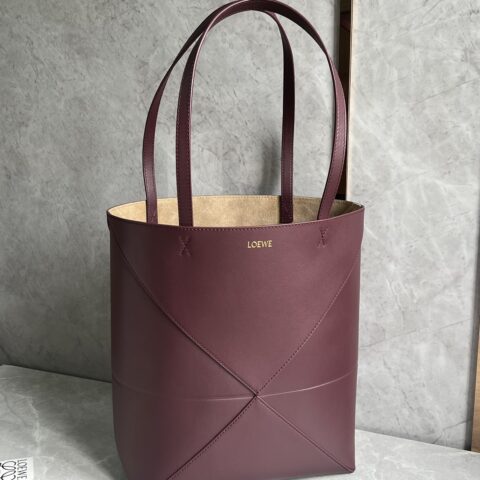 LOEWE puzzle fold 系列可折叠托特包 0693酒红