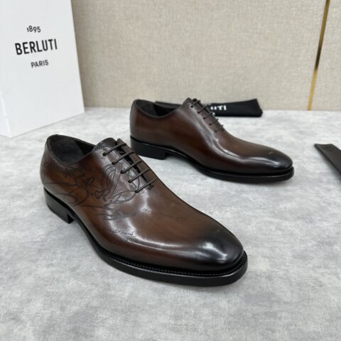 BERLUTI 新款男士手工擦色正装皮鞋