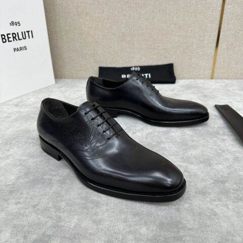 BERLUTI 新款男士手工擦色正装皮鞋