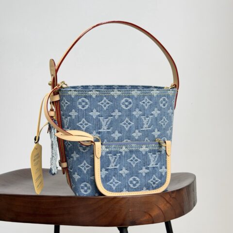 【特级原厂】  All in BB 牛仔布手袋👜  型号: M28107 动态芯片版