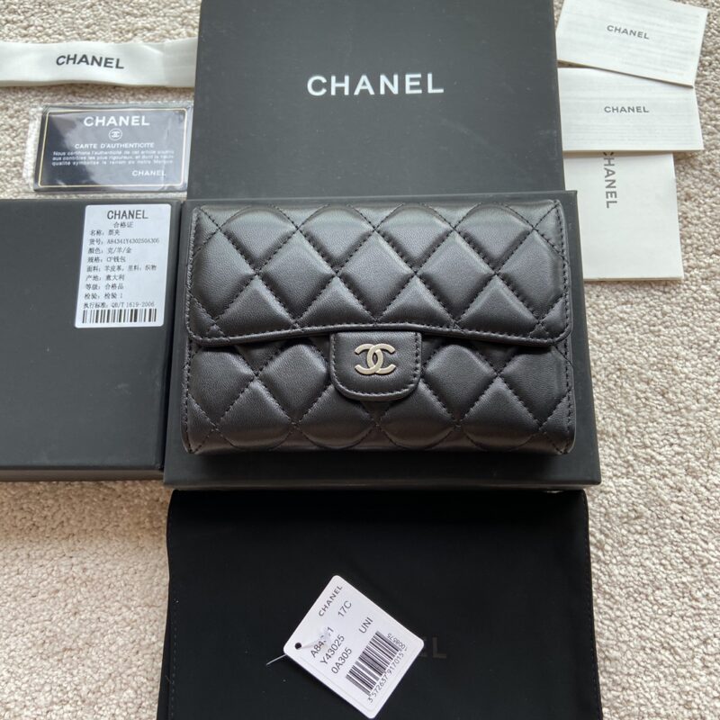 CHANEL 小香进口意大利颗粒小牛皮  货号:A84341黑色羊皮银色唛