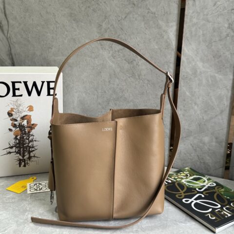 LOEWE Bilbao梯形水桶手袋 0706