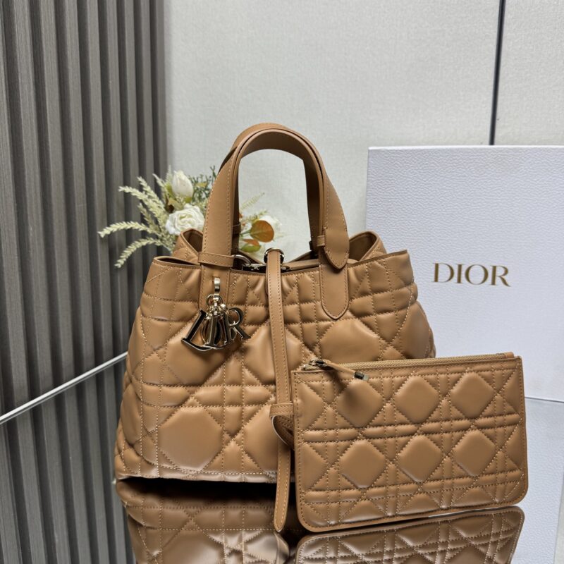 DIOR Toujours 手袋 型号:2821〔棕色皮里中号〕