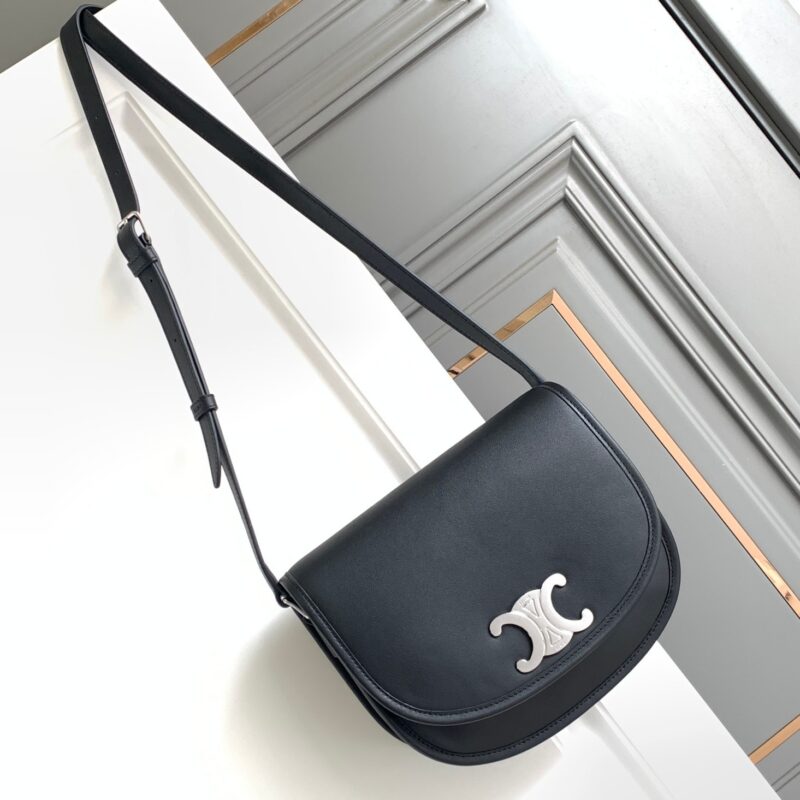 CELINE TRIOMPHE中号柔软天然牛皮革手袋男包系列 编号：114453