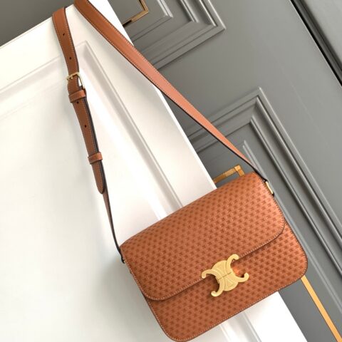 CELINE TRIOMPHE凯旋门  Box 款号：191242