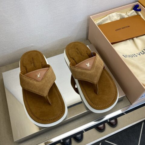 LV 男士拖鞋