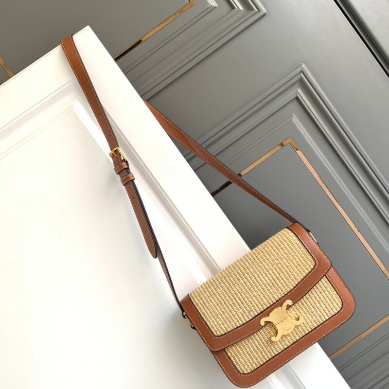 CELINE TRIOMPHE凯旋门 Box 款号:191242