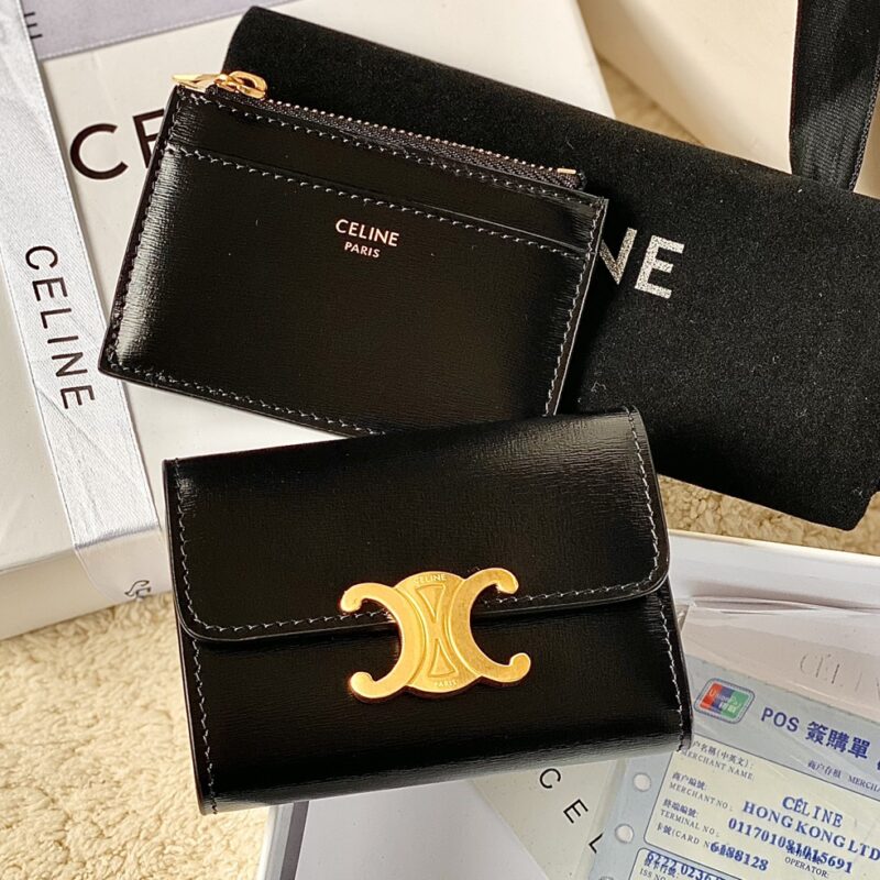 CELINE 新款亮泽牛皮革短款零钱包 款号:10I653