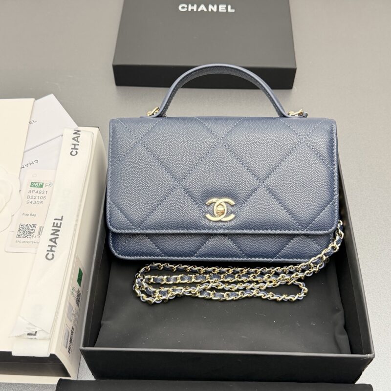 CHANEL 新款手柄WOC大号菱格绣花链条包系列 货号:AP4931宝蓝色细球大菱格纹金色五金