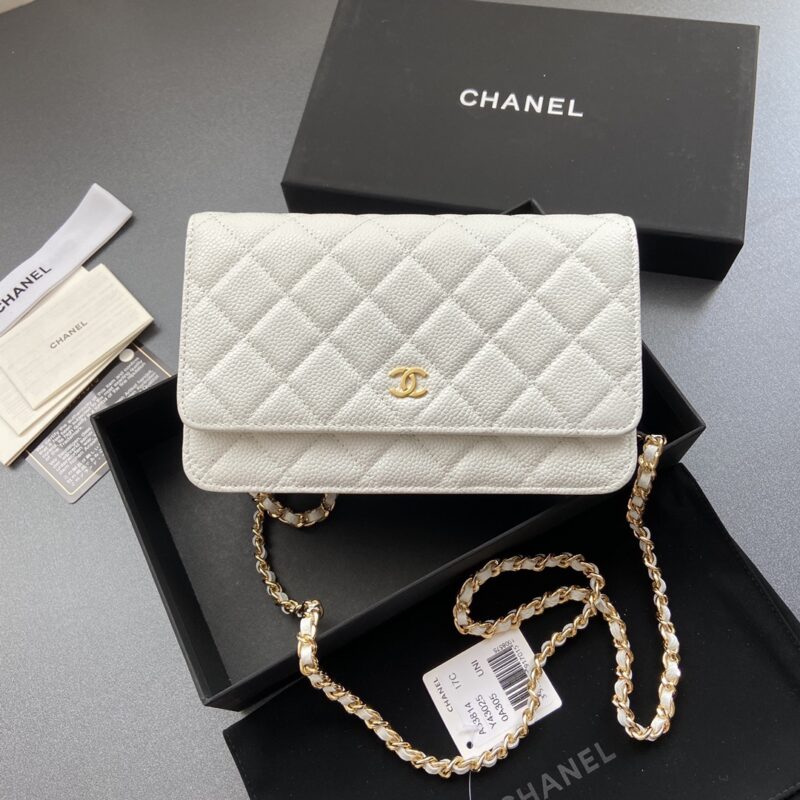 CHANEL 小香进口意大利颗粒小牛皮货号:A33814 白色球纹金色钢唛