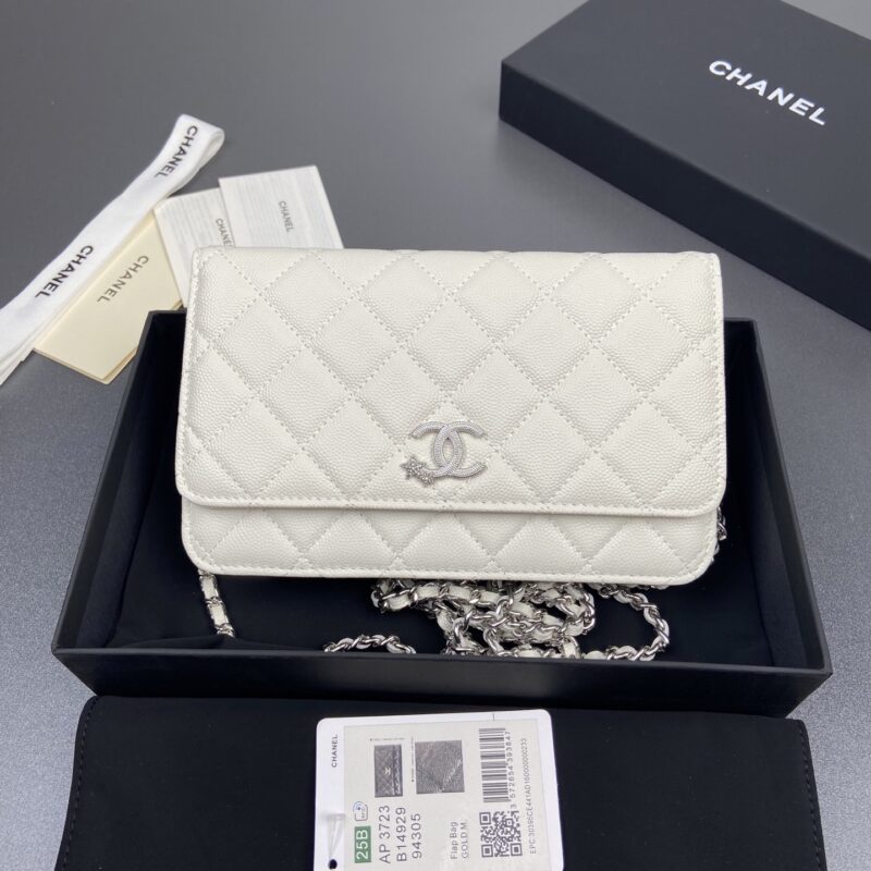 CHANEL 小香进口意大利小羊皮 货号:AP3723白色細球紋銀色五金