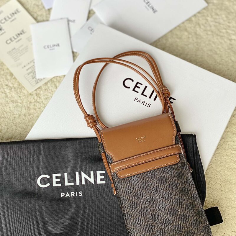 CELINE 早春新品-凯旋门手机包 款号：10G332料/黄褐棕