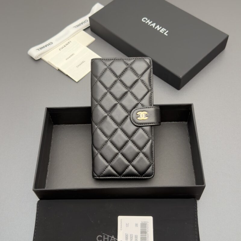 CHANEL 小香长夹卡包系列 编号:96067 黑色羊皮金色五金