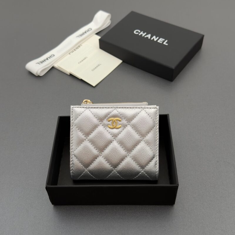 CHANEL 新款系列短款钱包系列 货号:AP3388银色细球纹金色五金