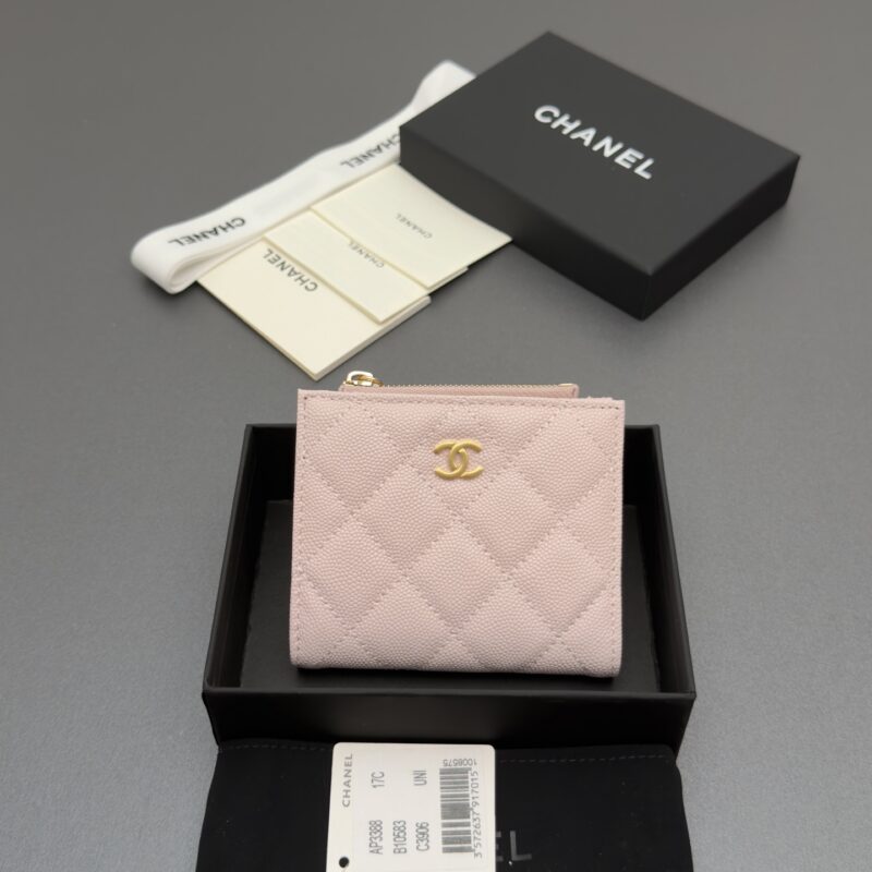 CHANEL 新款系列短款钱包系列 货号:AP3388浅粉色细球纹金色五金