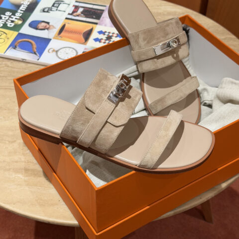 HERMES ：636 Nina凉鞋 编号：  H262122Z D1380