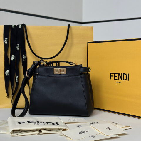 FENDI 新款Mini My Peekaboo款号 8717A