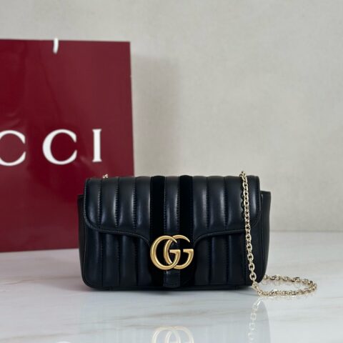 Gucci 款号A006X1克皮磨砂