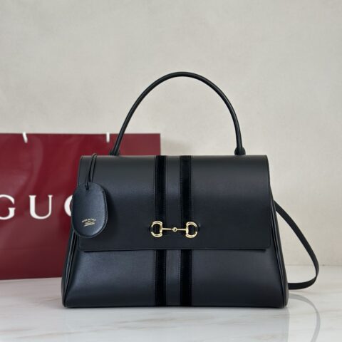 Gucci 款号875019克皮绒面
