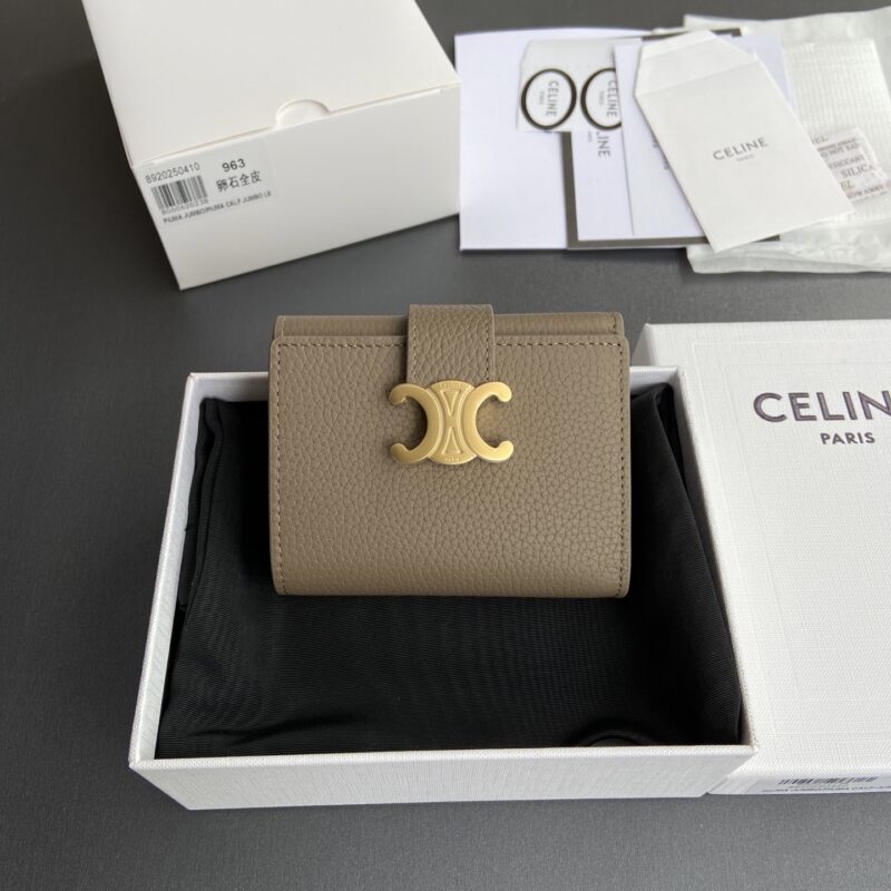 Celine VICTOIRE柔軟牛皮革钱包 编号:10M963GHH.38NO962963 卵石全皮