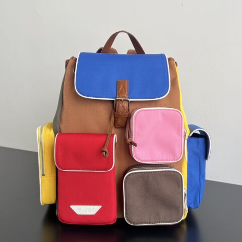BV新品 Crossroahd多口袋双肩包 款号837377