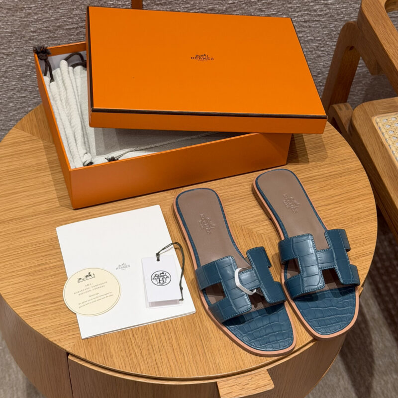 HERMES :181 Oran 鳄鱼皮凉拖 希腊蓝/7Q/Mykonos