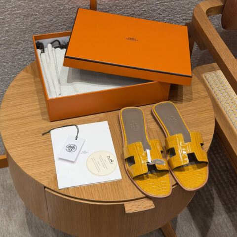 HERMES :181 Oran 鳄鱼皮凉拖 琥珀黄/9D/Jaune Amber