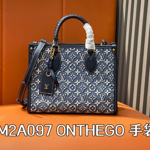 【原单精品】M2A097蓝色 丹宁牛仔四方包 当季新款 ONTHEGO 手袋