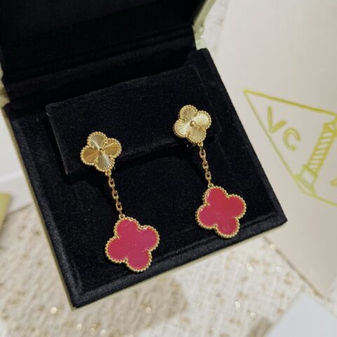 粉珐琅-CNC版本 ☀️Van Cleef &Arpels 梵克雅宝2026年新款粉珐琅四叶草耳拍耳钉
