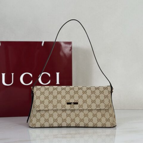 Gucci 款号874744浅杏布