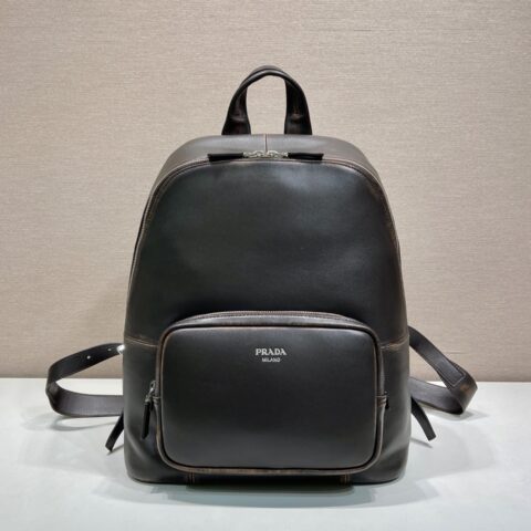 Prada 新品双肩背包🎉款号2VZ128