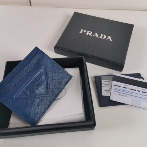 Prada 男女通用十字纹小卡包（蓝色大压唛）型号2MC223