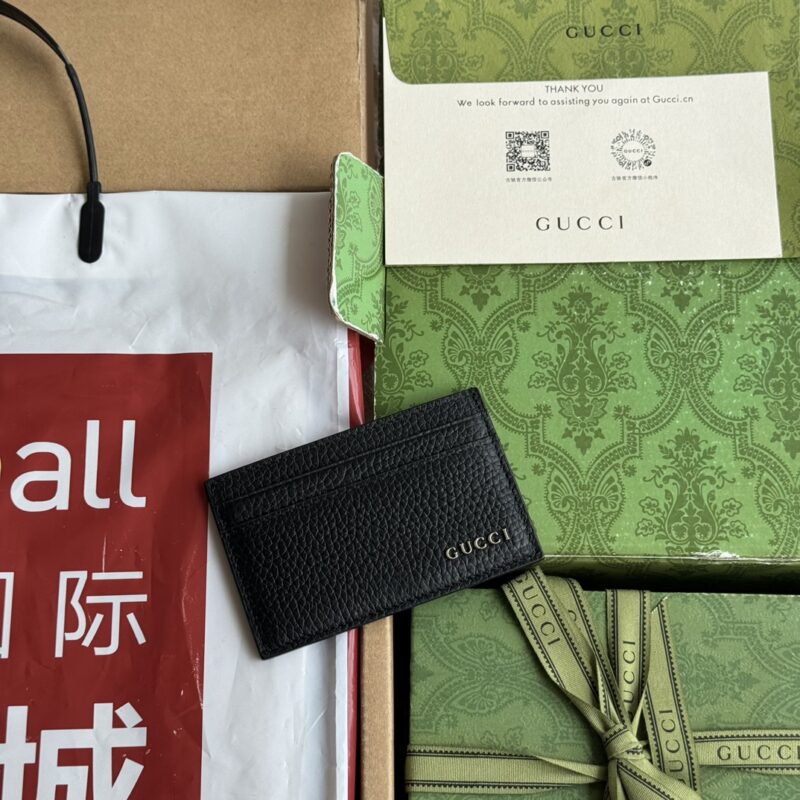 Gucci 黑色皮革卡片夹 型号：771157