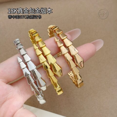 18K真金包金版本BVLGARI 宝格丽 Serpenti Viper系列 单圈手镯