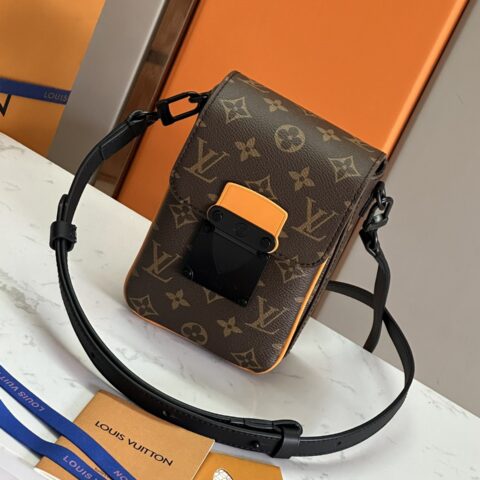 顶级原单全钢五金 S-Lock Vertical Wearable 钱夹型號:M82535