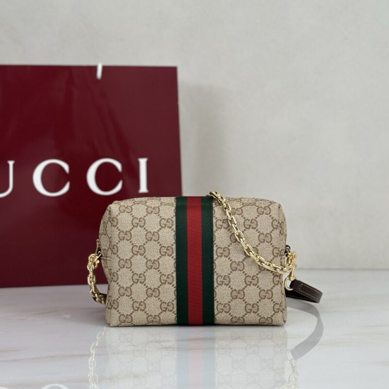 Gucci 款号A006XF杏水晶