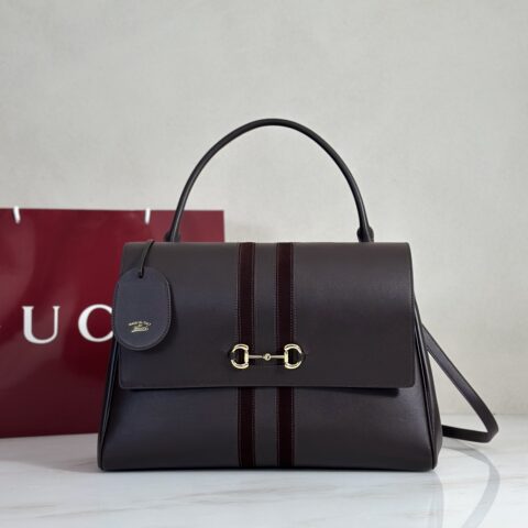 Gucci 款号875019 棕皮绒面