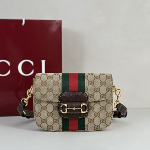 Gucci 款号866762 浅杏布
