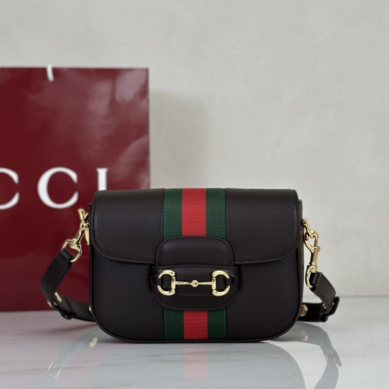 Gucci 款号866762 深棕