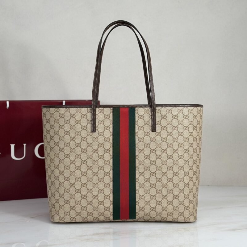 Gucci 款号874745 杏水晶