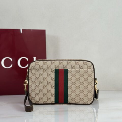 Gucci 款号A006ZN 杏水晶