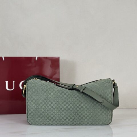Gucci 款号862530 灰绿反绒压