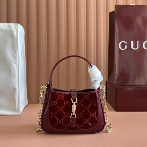 Gucci迷你尺寸 全铜五金链条羊皮内里 型号:836684