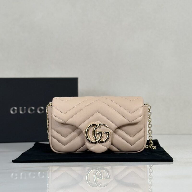 Gucci 款号841290 浅粉