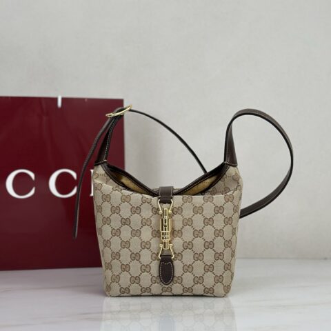Gucci 款号A002LF 浅杏布